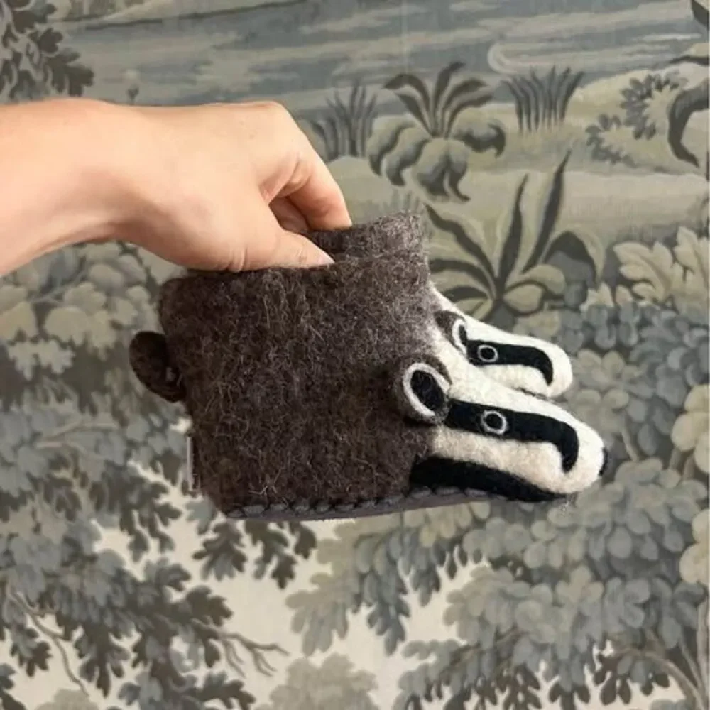 Billie Badger Wool Slippers